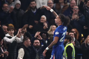 Gusto cetak gol perdana Chelsea saat The Blues hancurkan Wolves yang merana